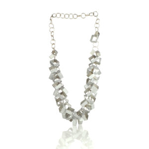 Collana Cubi