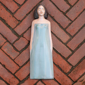 Donne Lastra, scultura in terracotta