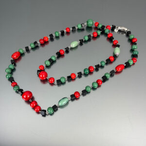 Long necklace glass and onix