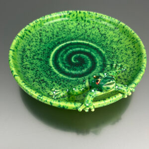 Piattino verde con rana