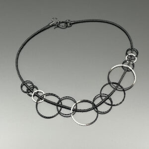 Collana Tangle